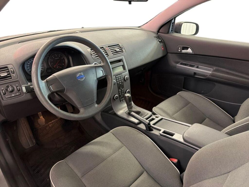 Volvo C30 1,6 (100 hv) man 2008, kuva 7/21