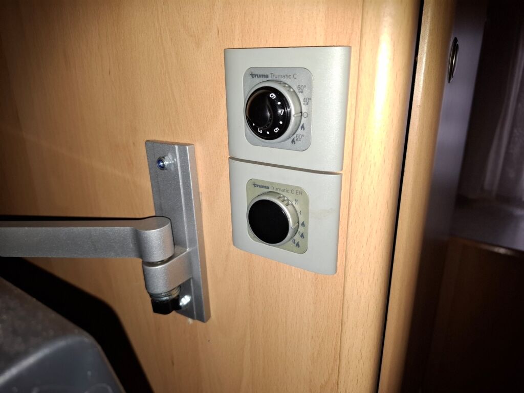 Dethleffs Globetrotter 1999 Valkoinen