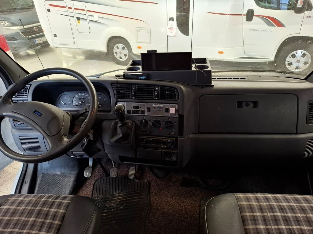 Dethleffs Globetrotter 1999 Valkoinen