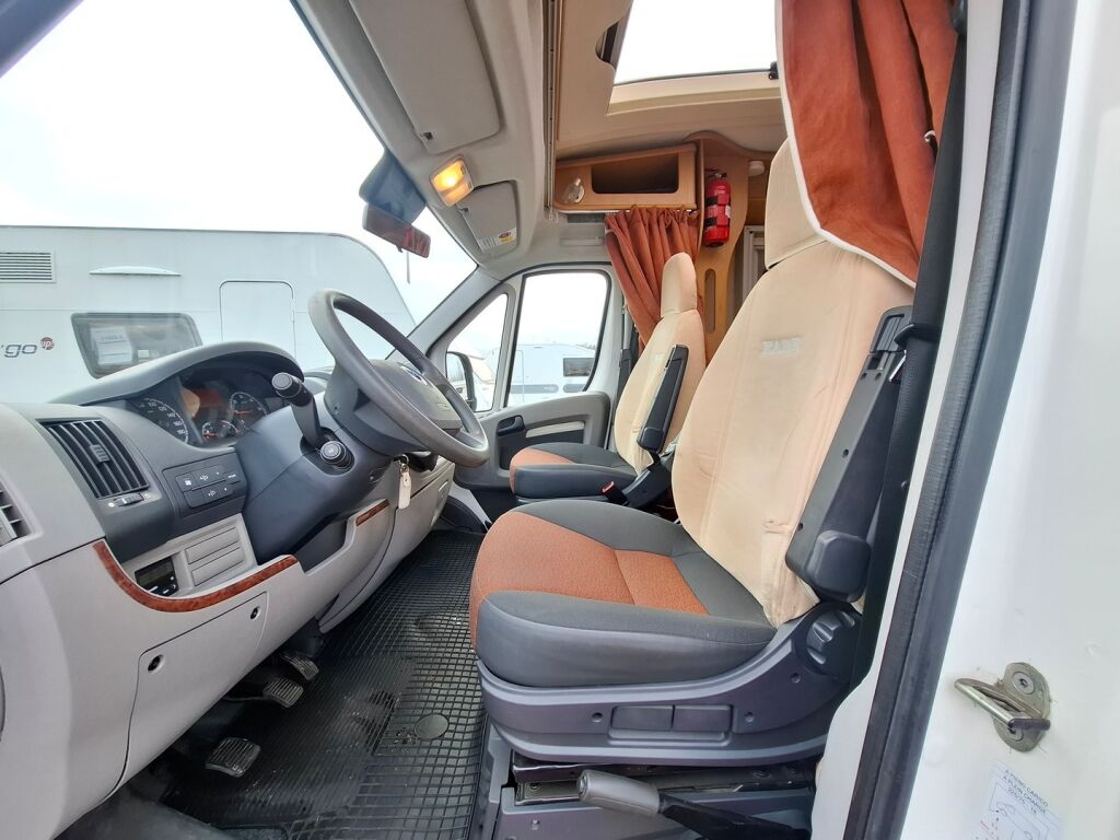 Kabe Travel Master 750 WG 2007 Valkoinen