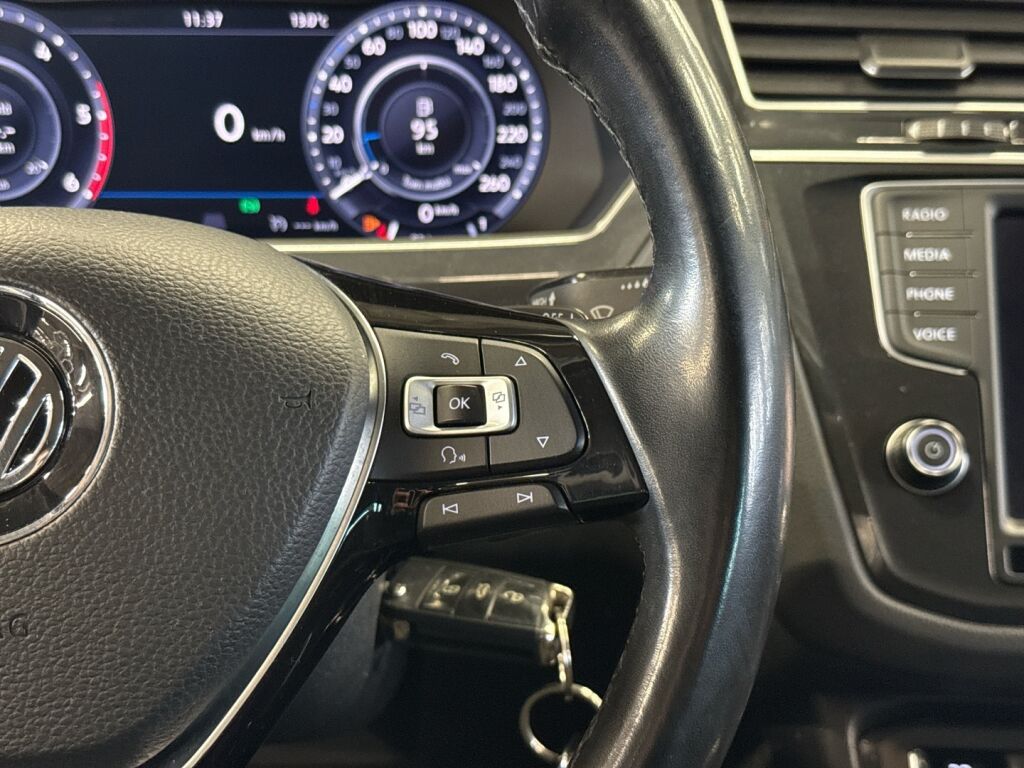 Volkswagen Tiguan 2017 Musta