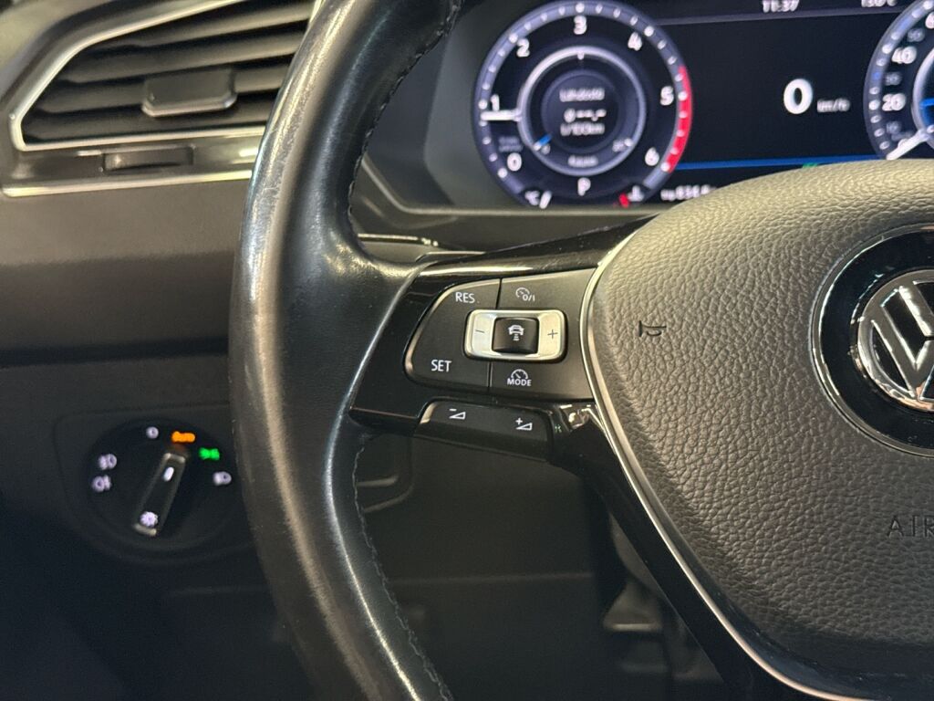 Volkswagen Tiguan 2017 Musta