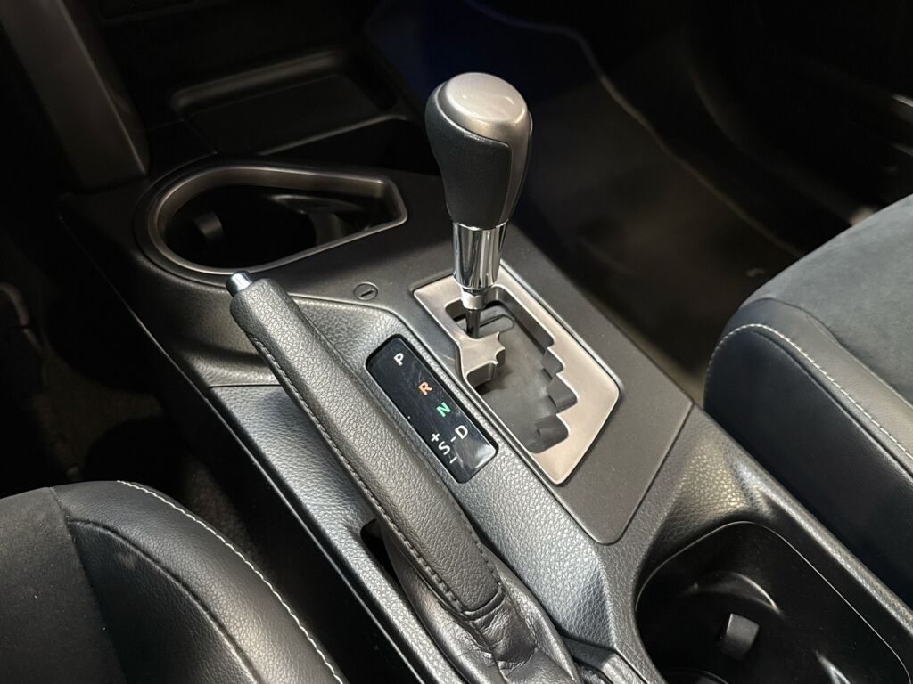 Toyota RAV4 2017 Sininen