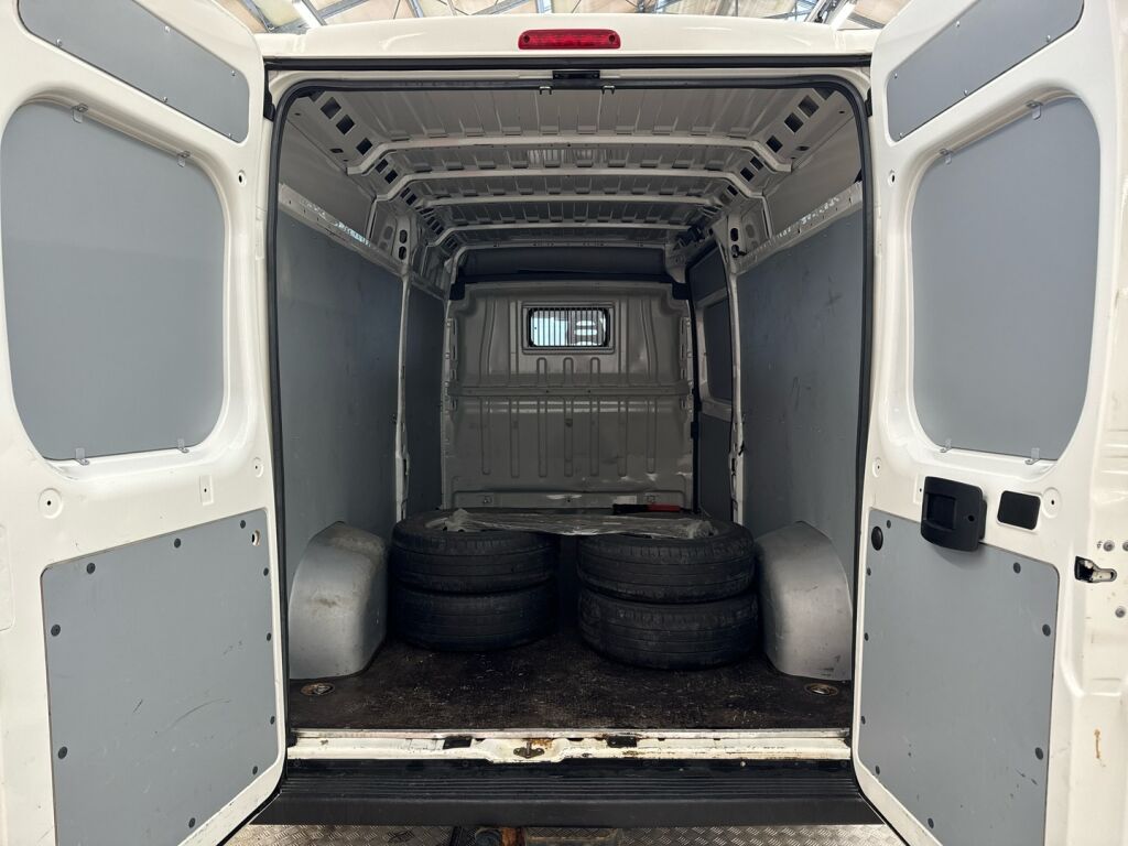 Peugeot Boxer 2019 Valkoinen