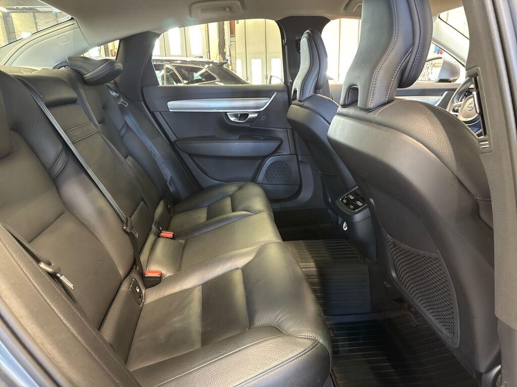 Volvo S90 2019 Harmaa
