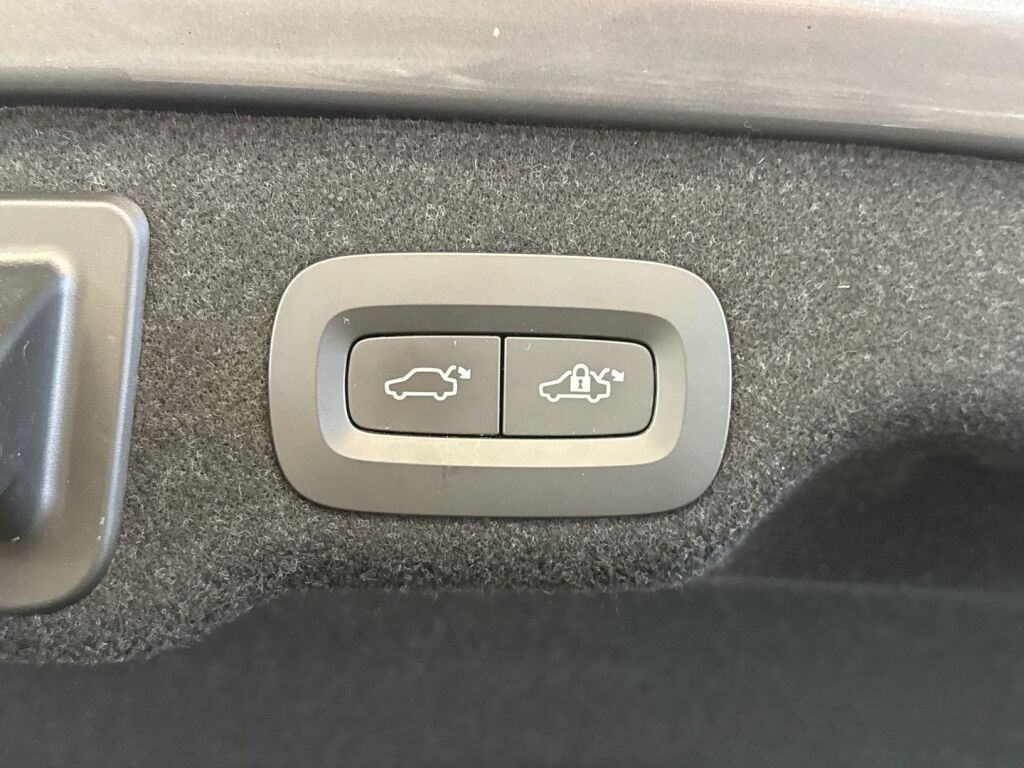 Volvo S90 2019 Harmaa