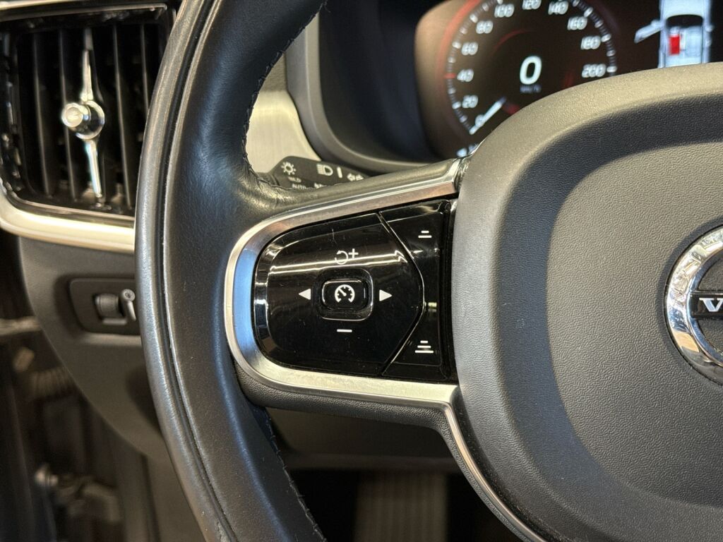 Volvo S90 2019 Harmaa