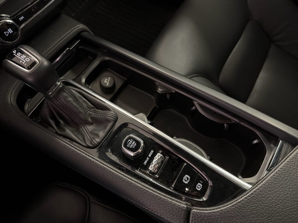 Volvo S90 2020 Harmaa