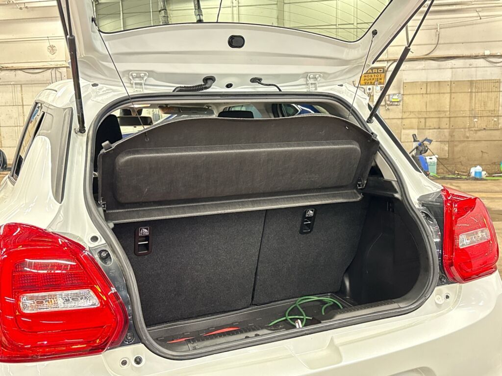 Suzuki Swift 2019 Valkoinen