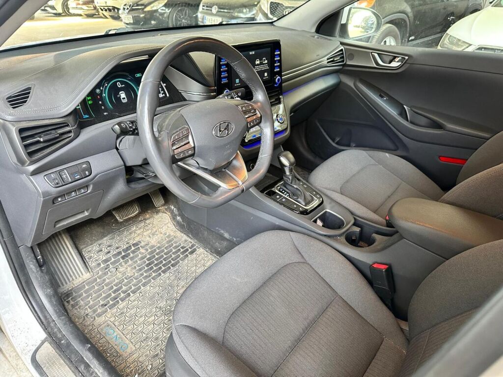 Hyundai IONIQ plug-in 2020 Valkoinen