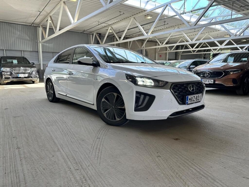Hyundai IONIQ plug-in 2020 Valkoinen