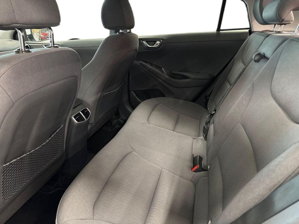 Hyundai IONIQ plug-in 2020 Valkoinen
