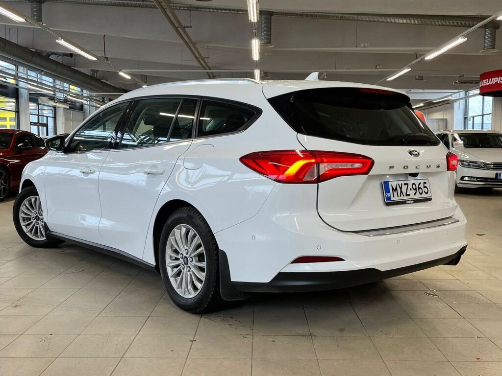Ford Focus 2020 Valkoinen