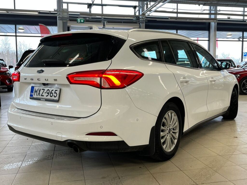 Ford Focus 2020 Valkoinen