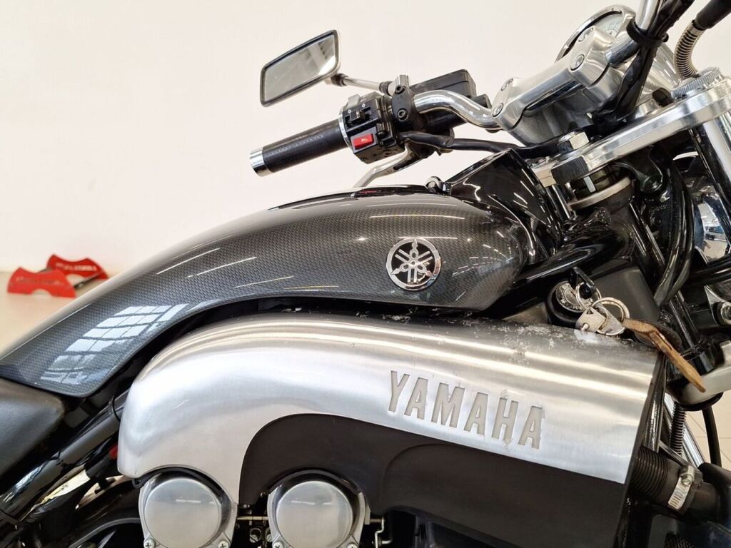 Yamaha VMX 2000 MK V 111