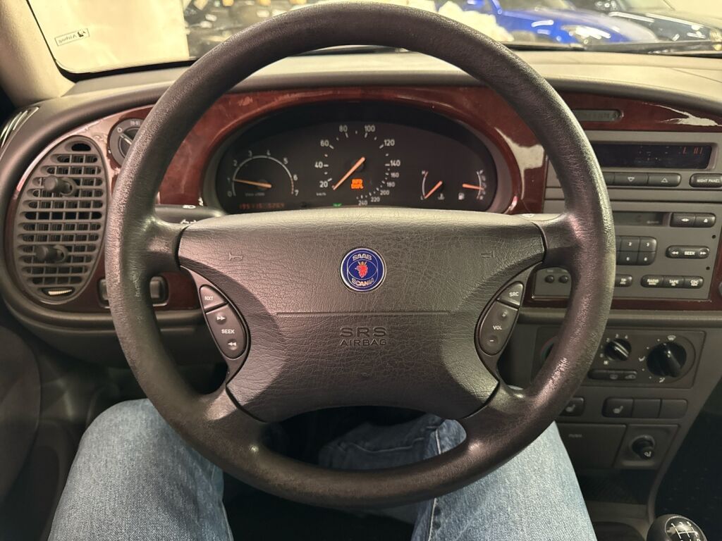 Saab 9-3 2000 Vihreä