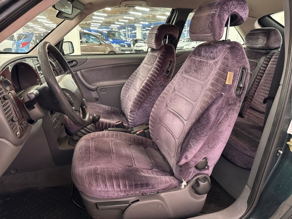 Saab 9-3 2000 Vihreä