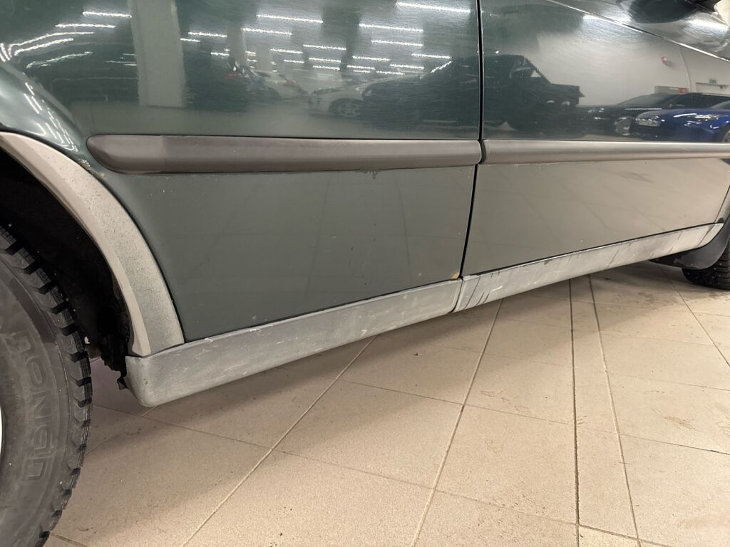 Saab 9-3 2000 Vihreä