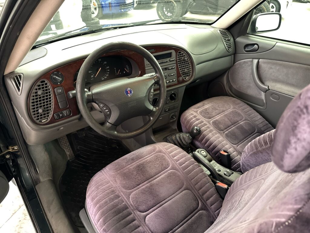 Saab 9-3 2000 Vihreä