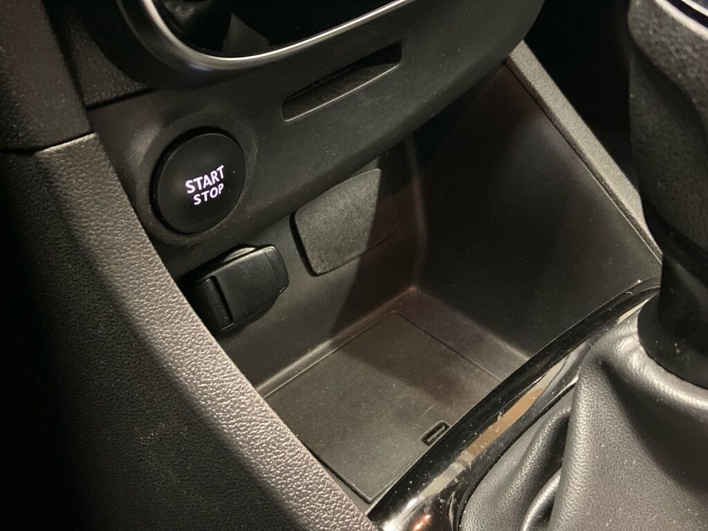 Renault Clio 2019 Valkoinen