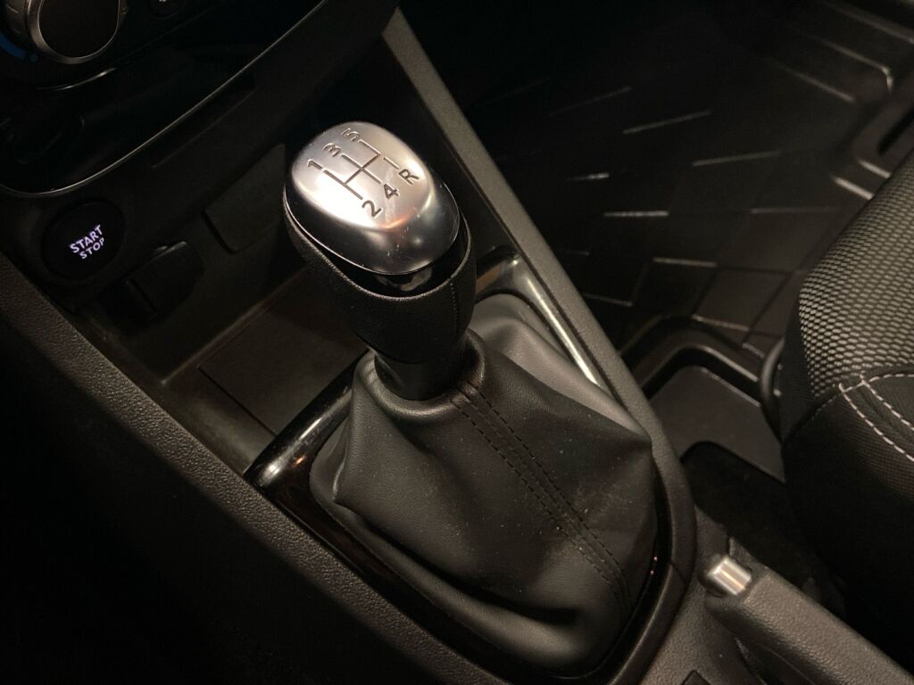 Renault Clio 2019 Valkoinen