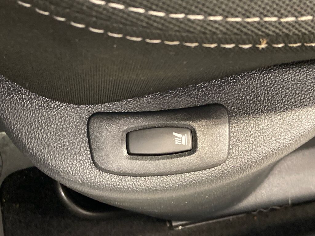 Renault Clio 2019 Valkoinen