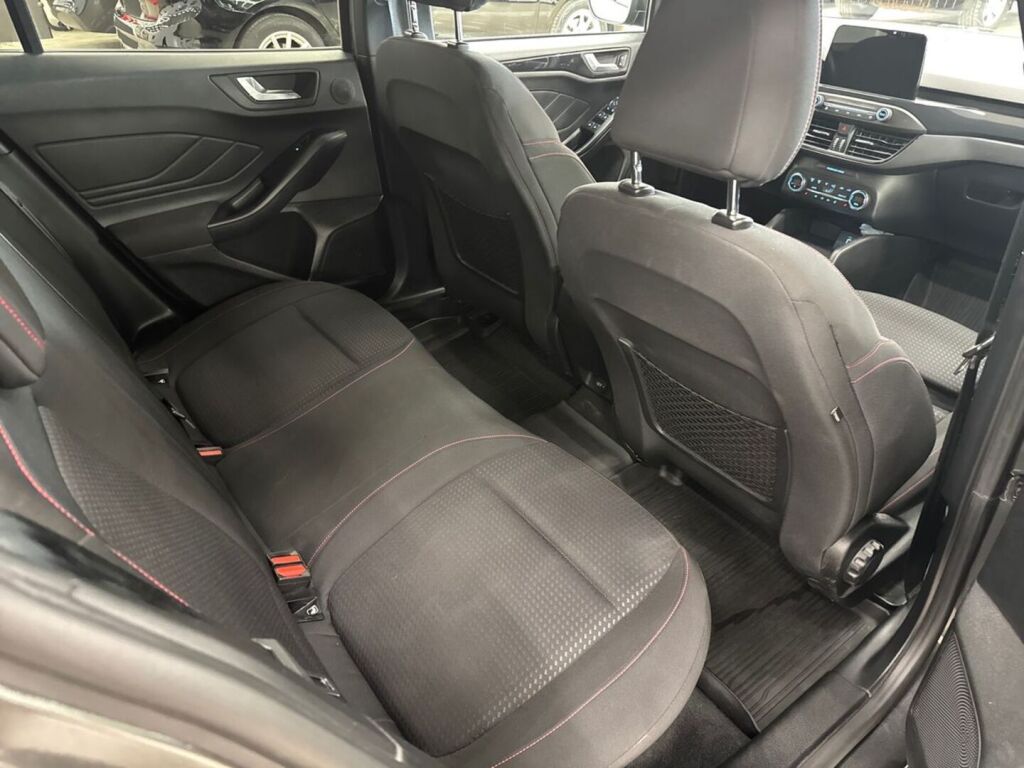 Ford Focus 2020 Harmaa