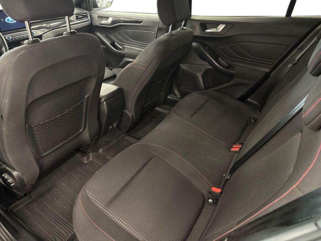 Ford Focus 2020 Harmaa
