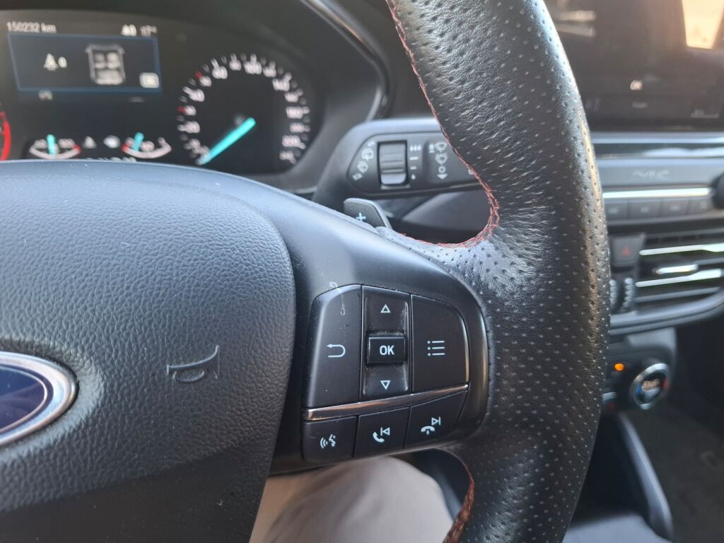 Ford Focus 2020 Harmaa