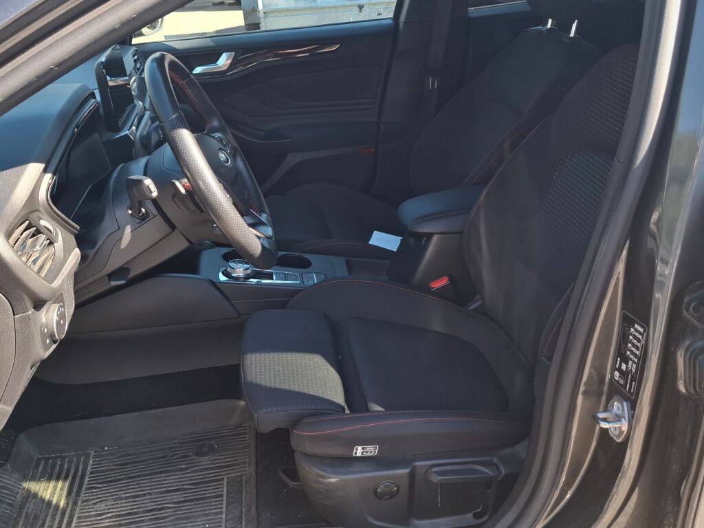 Ford Focus 2020 Harmaa