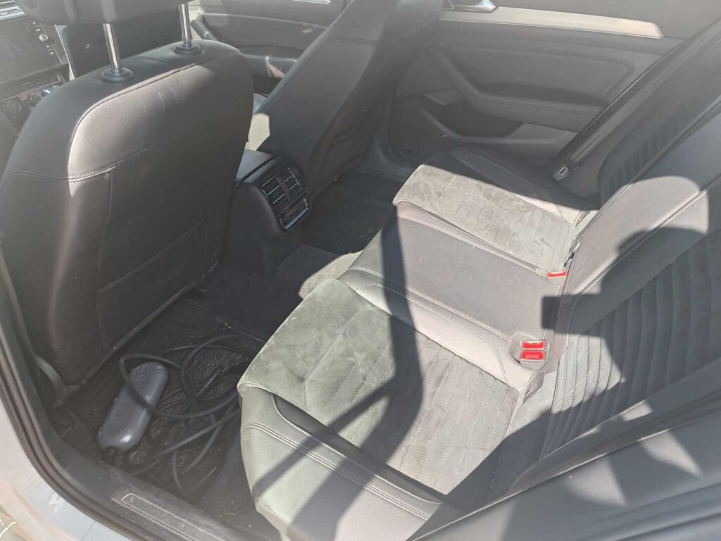 Volkswagen Passat 2018 Valkoinen
