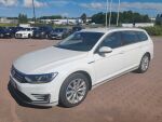 Volkswagen Passat 2018 Valkoinen