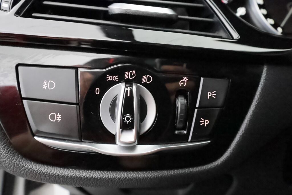 BMW 530 2019 Valkoinen