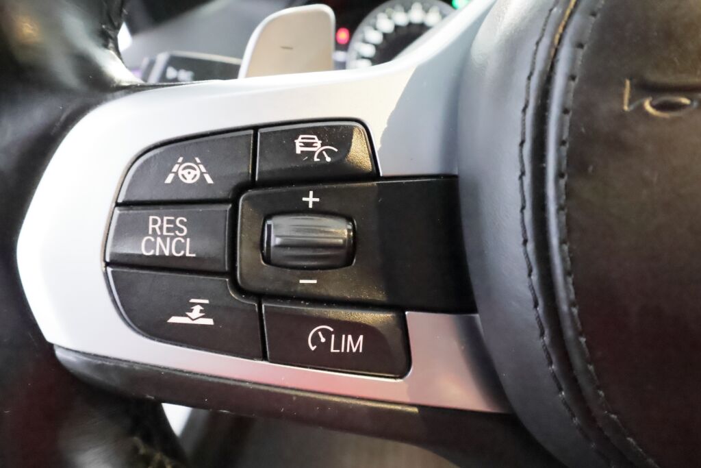 BMW 530 2019 Valkoinen