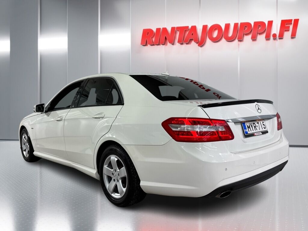 Mercedes-Benz E 2010 Valkoinen