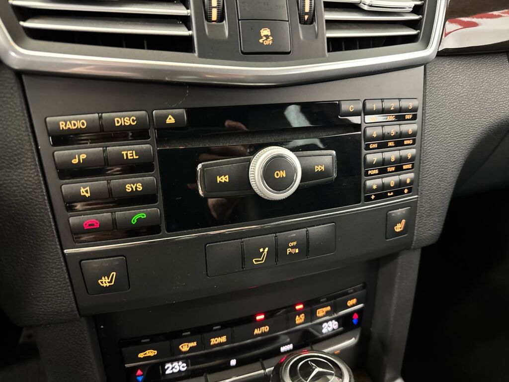 Mercedes-Benz E 2010 Valkoinen