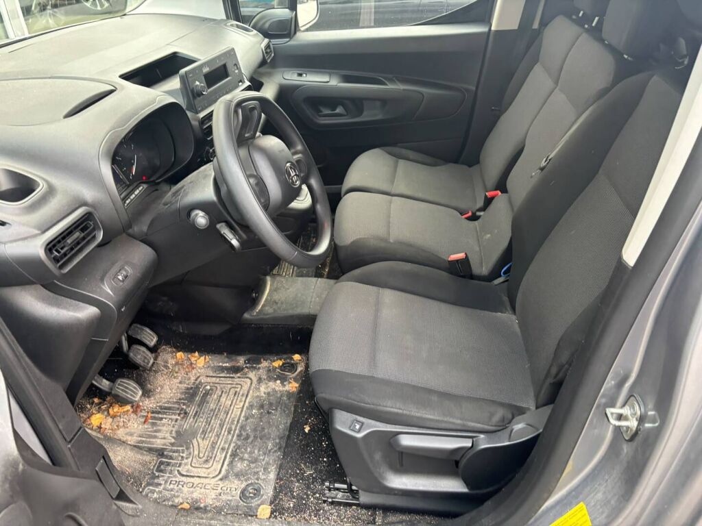 Toyota Proace CITY 2020 Hopea
