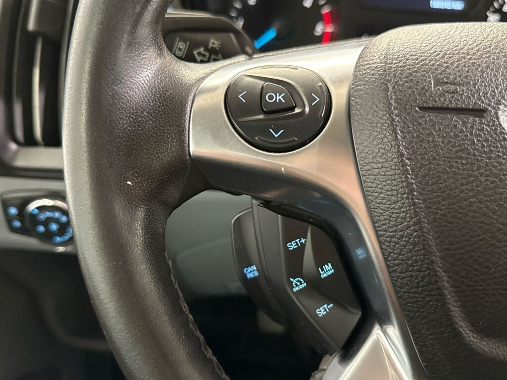 Ford Transit 2019 Valkoinen