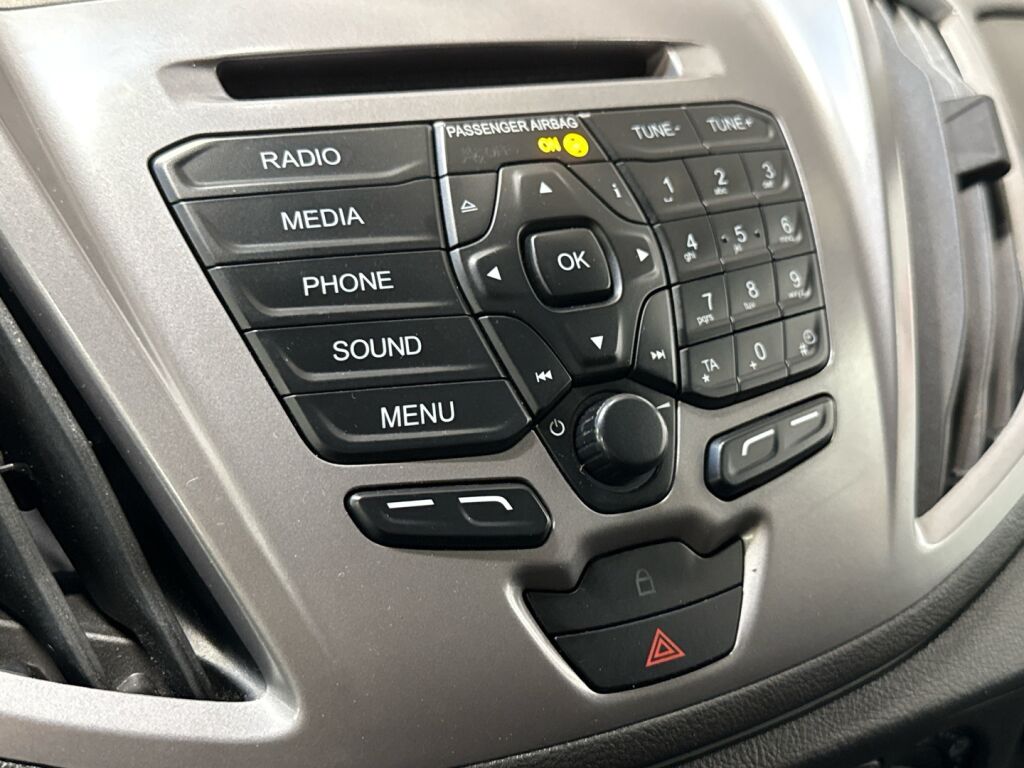 Ford Transit 2019 Valkoinen