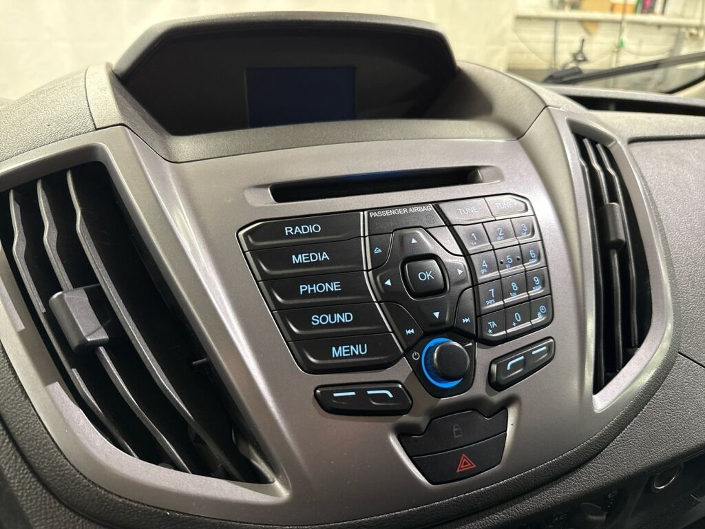 Ford Transit 2019 Valkoinen