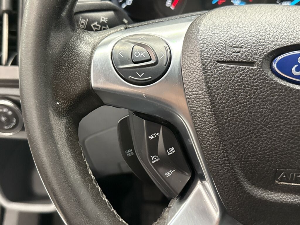 Ford Transit 2019 Valkoinen