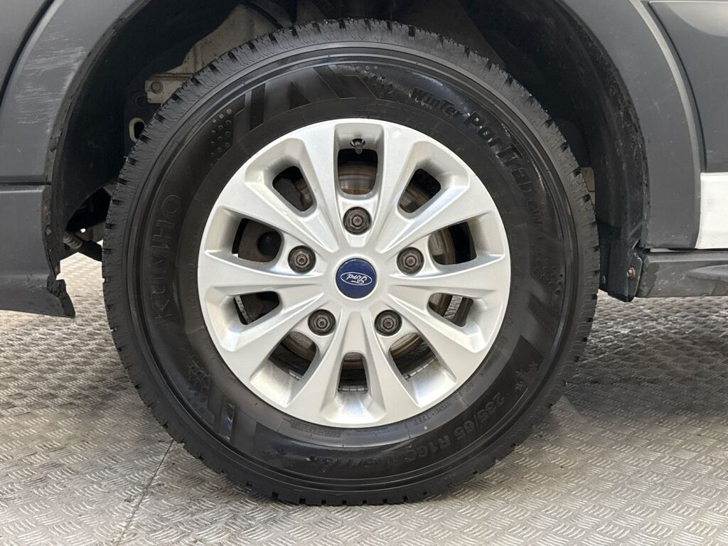 Ford Transit 2019 Valkoinen