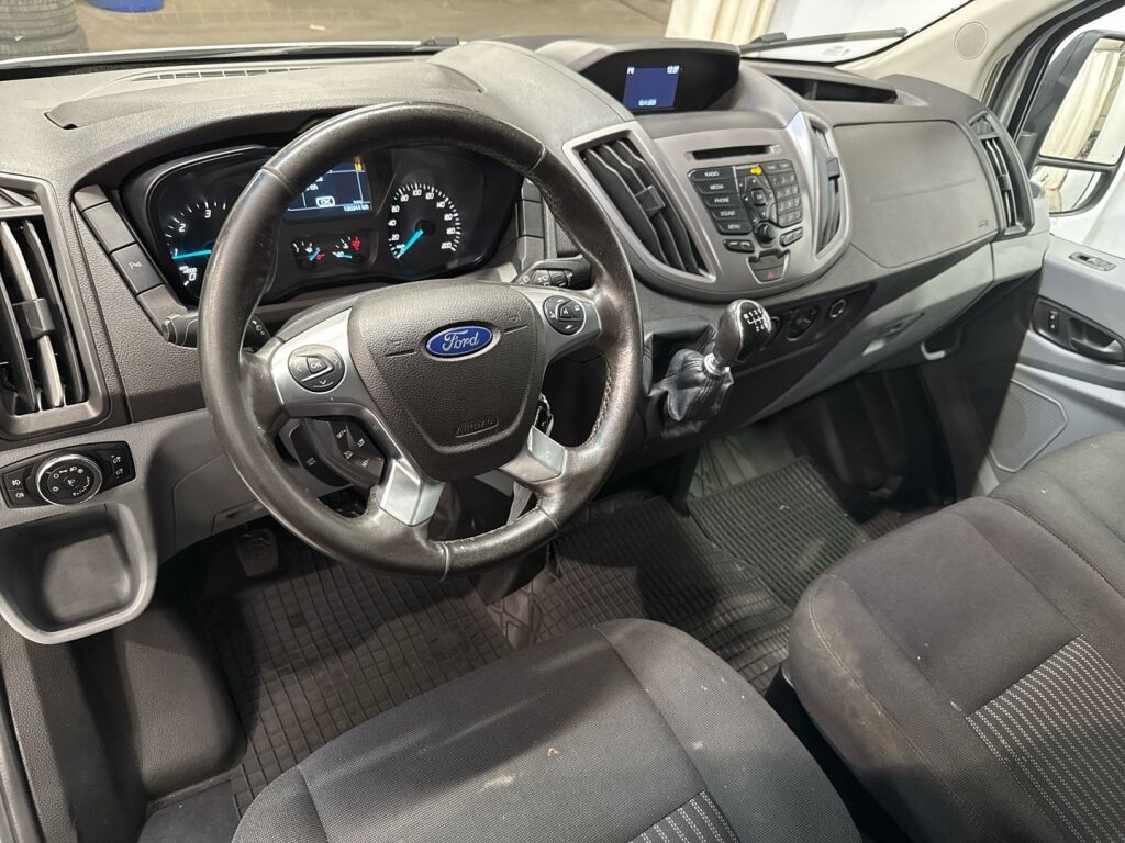 Ford Transit 2019 Valkoinen