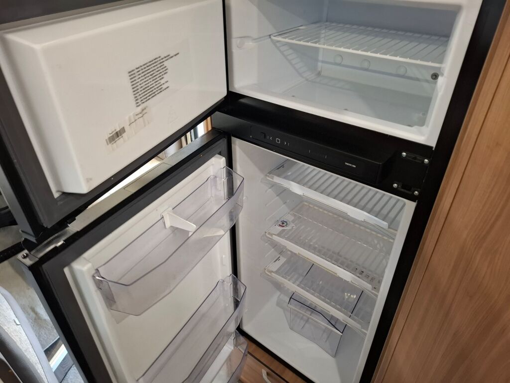 Adria Matrix 670 SL Nordkapp edition 2020 Valkoinen