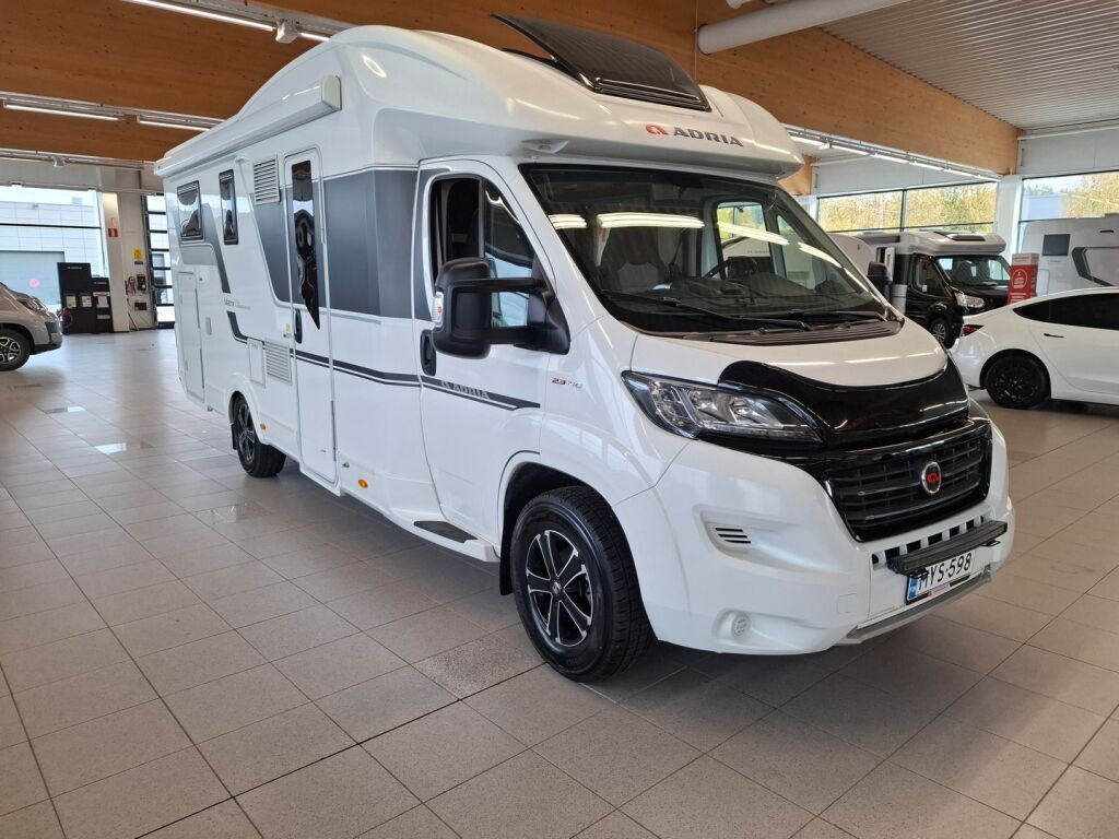 Adria Matrix 670 SL Nordkapp edition 2020 Valkoinen