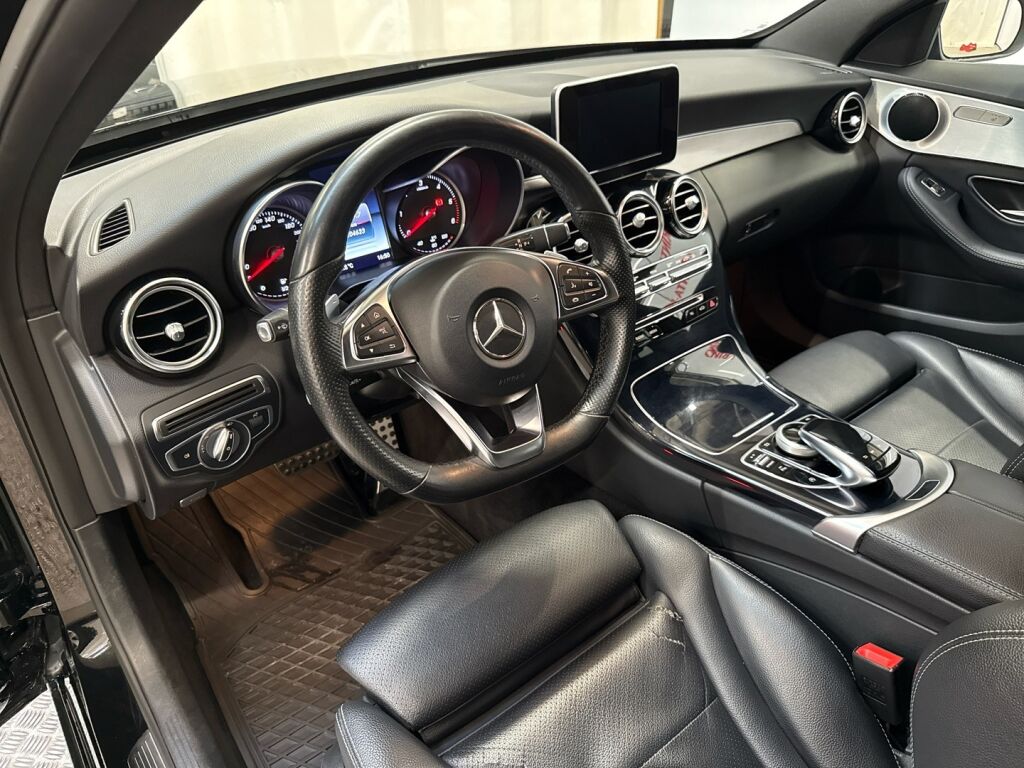 Mercedes-Benz C 2017 Musta