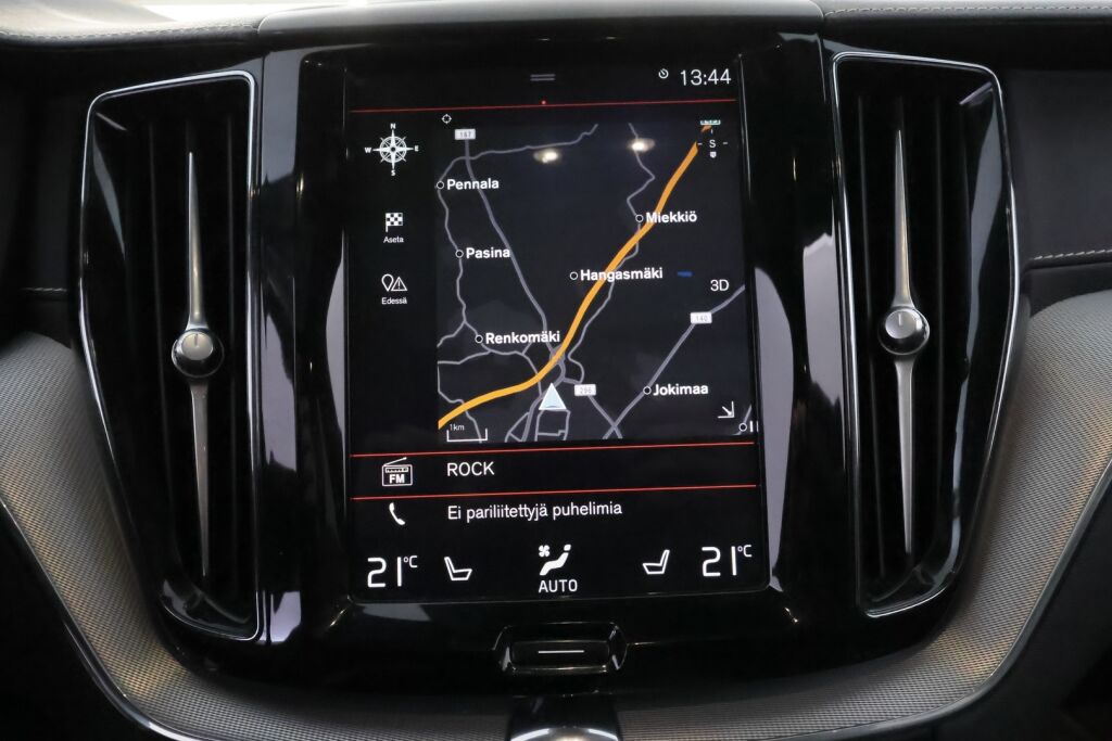 Volvo XC60 2020 Valkoinen