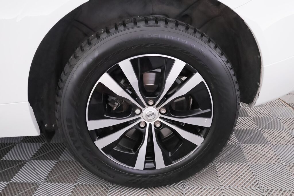 Volvo XC60 2020 Valkoinen