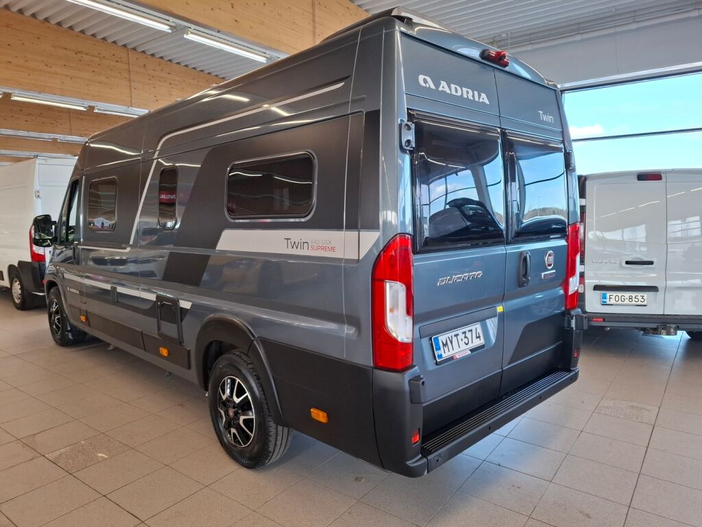 Adria TWIN SUPREME 2020 Harmaa