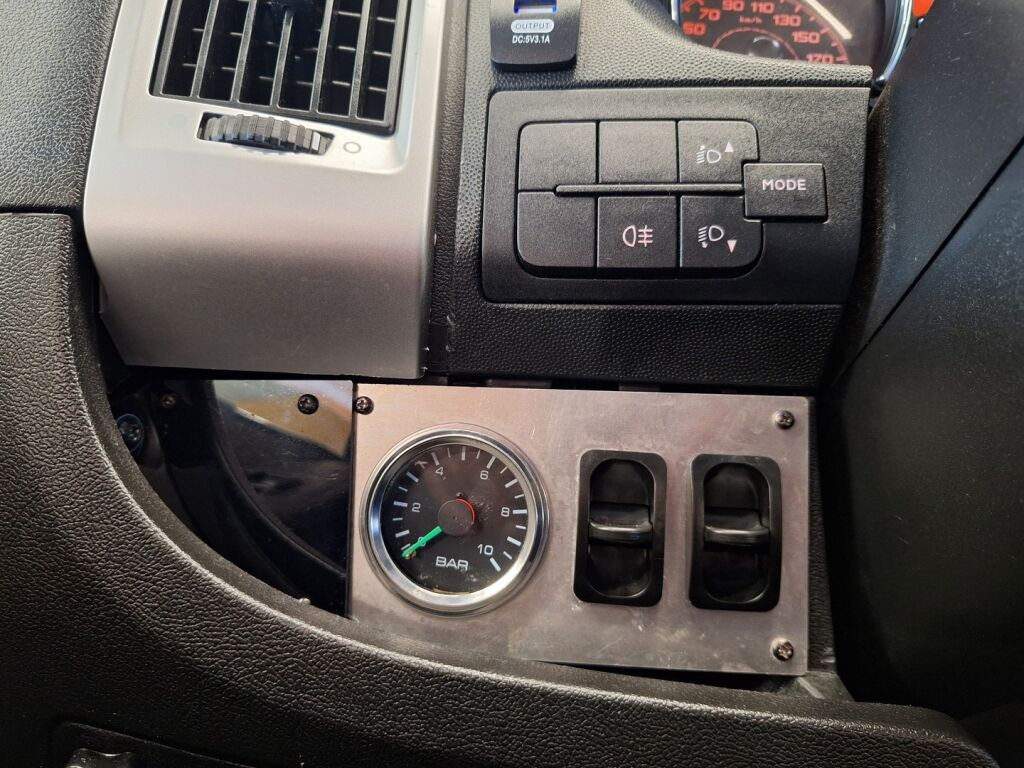 Adria TWIN SUPREME 2020 Harmaa